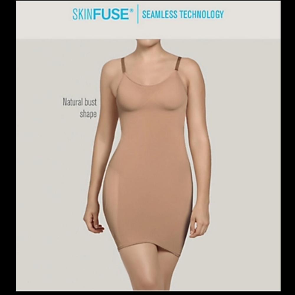Slimming Cami Slip With Rear Lifter - Picture 4 of 5